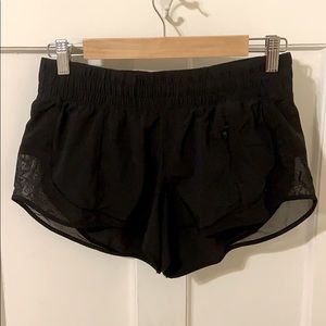 Lululemon black shorts inseam 2.5”